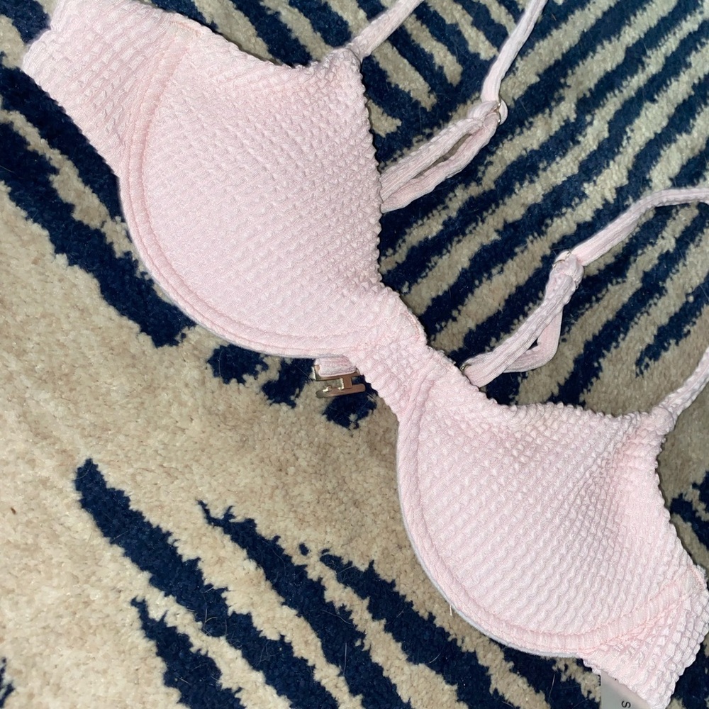 Pink Textured Bikini Set - Picture 2 of 3